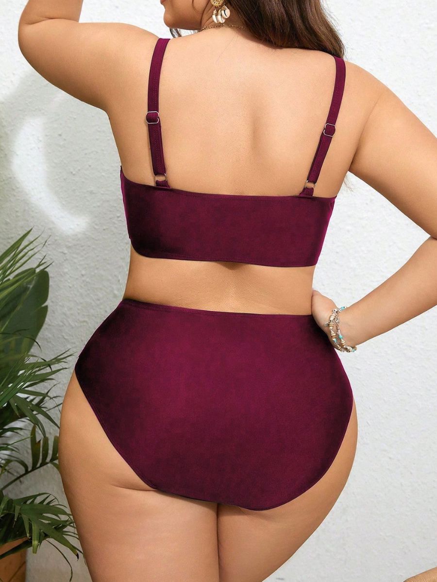 BIKINI CON DETALLE DORADO METÁLICO Bikini Plus Size 19 Florebele