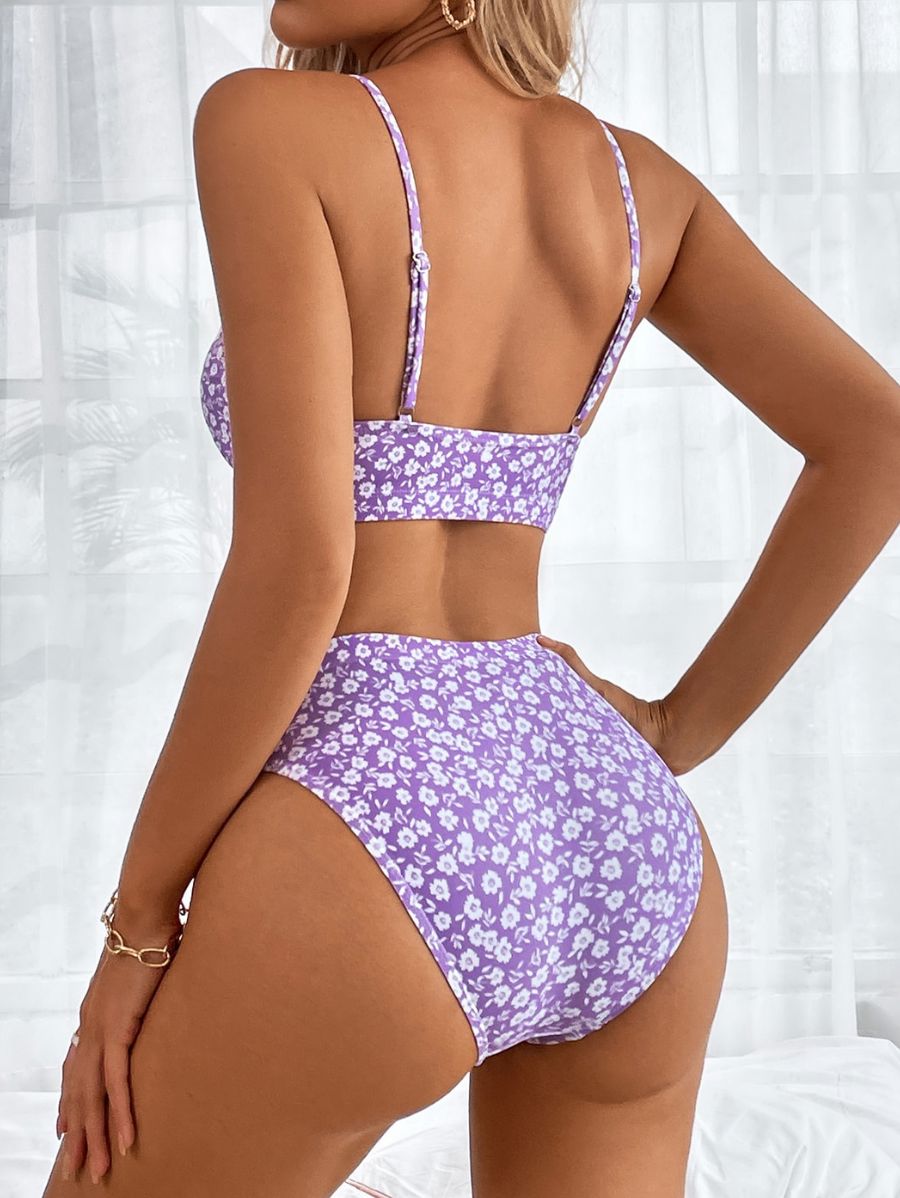 BIKINI CON ESTAMPADO FLORAL Bikini 14 Florebele