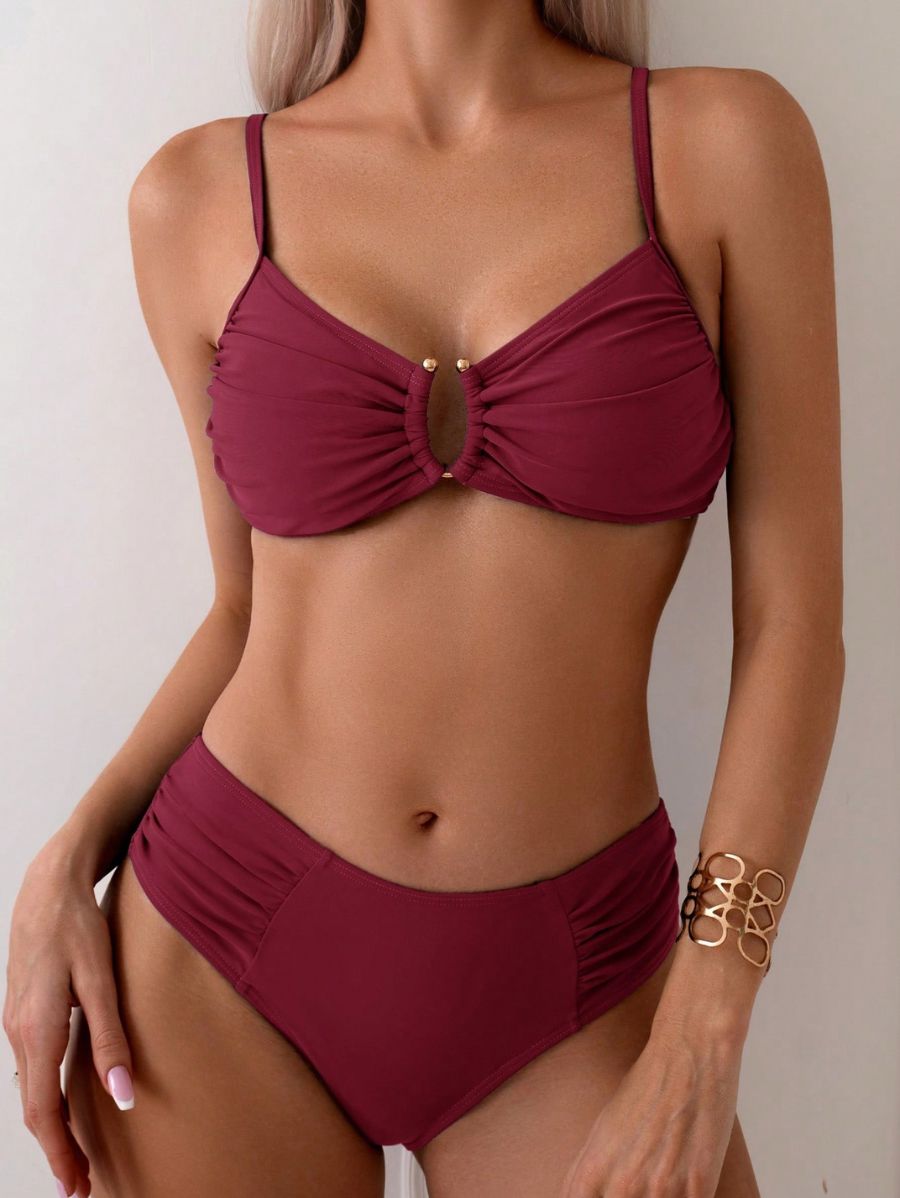 BIKINI CON PLIEGUES Y DETALLE DORADO Bikini 11 Florebele Bordo S