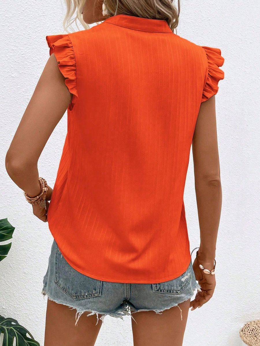 BLUSA CON ESCOTE EN V Y VOLANTES Blusa 43 Florebele