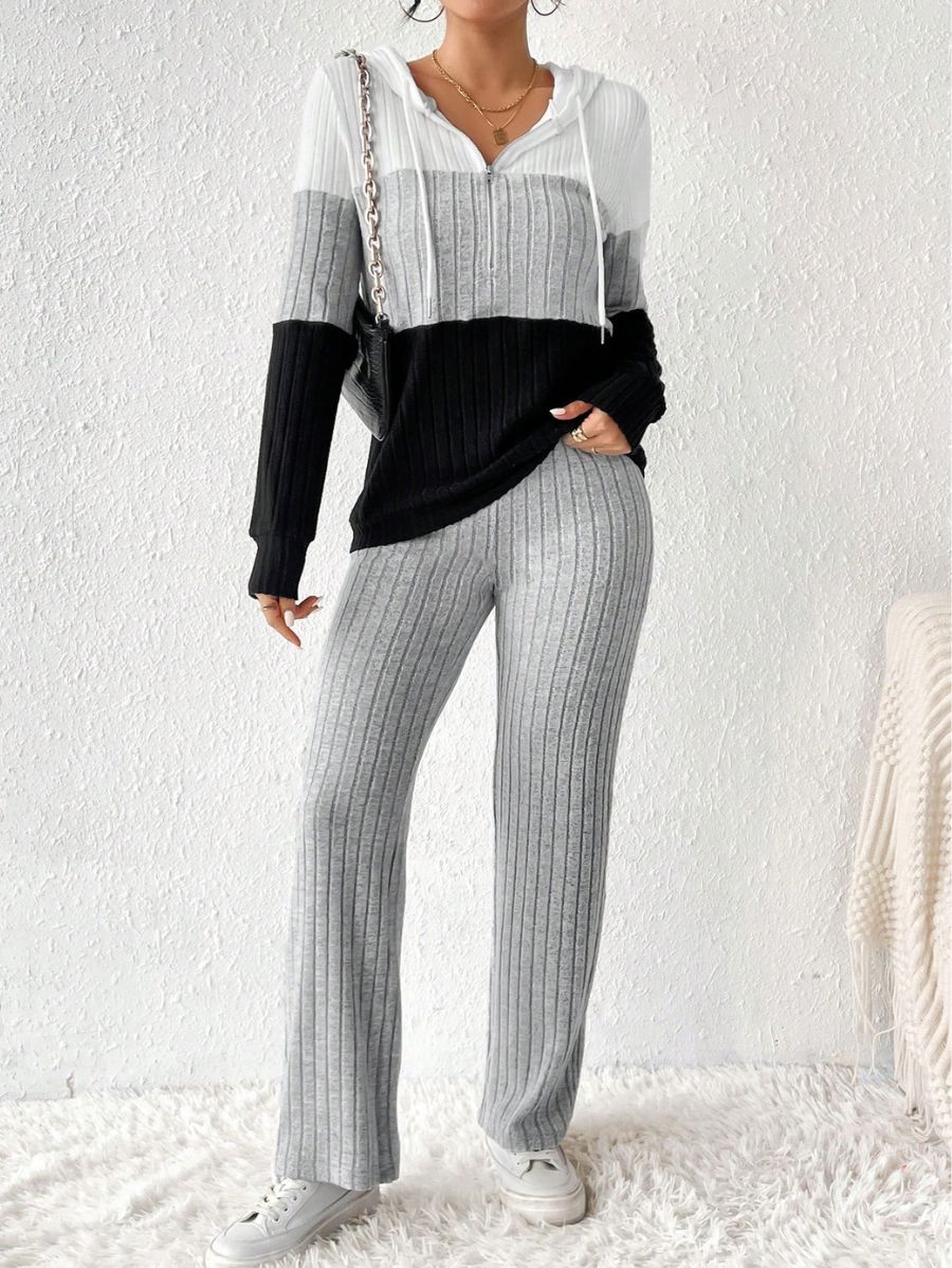 CONJUNTO CON BLOQUES DE COLOR Conjunto 10 Florebele