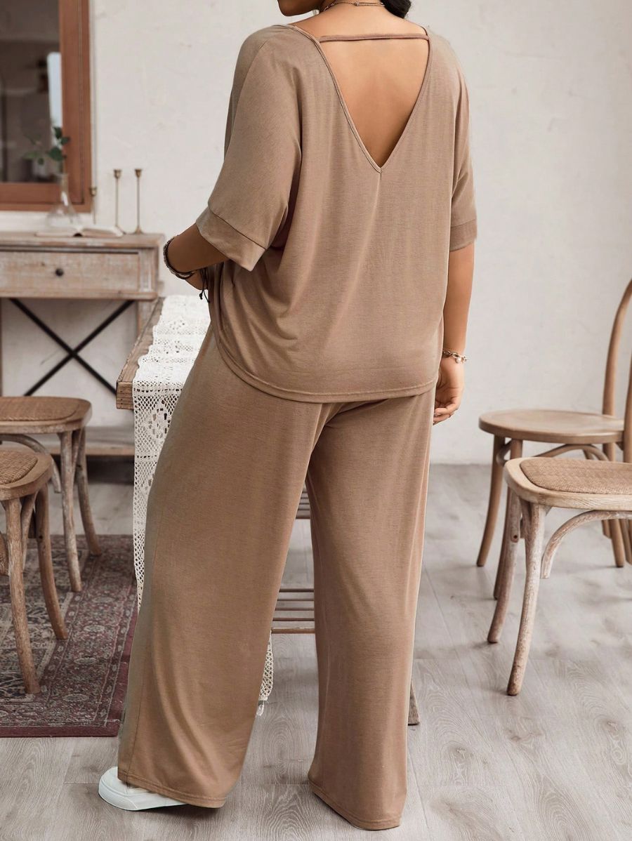 CONJUNTO HOLGADO CON ESCOTE EN V Conjunto Plus Size 11 Florebele