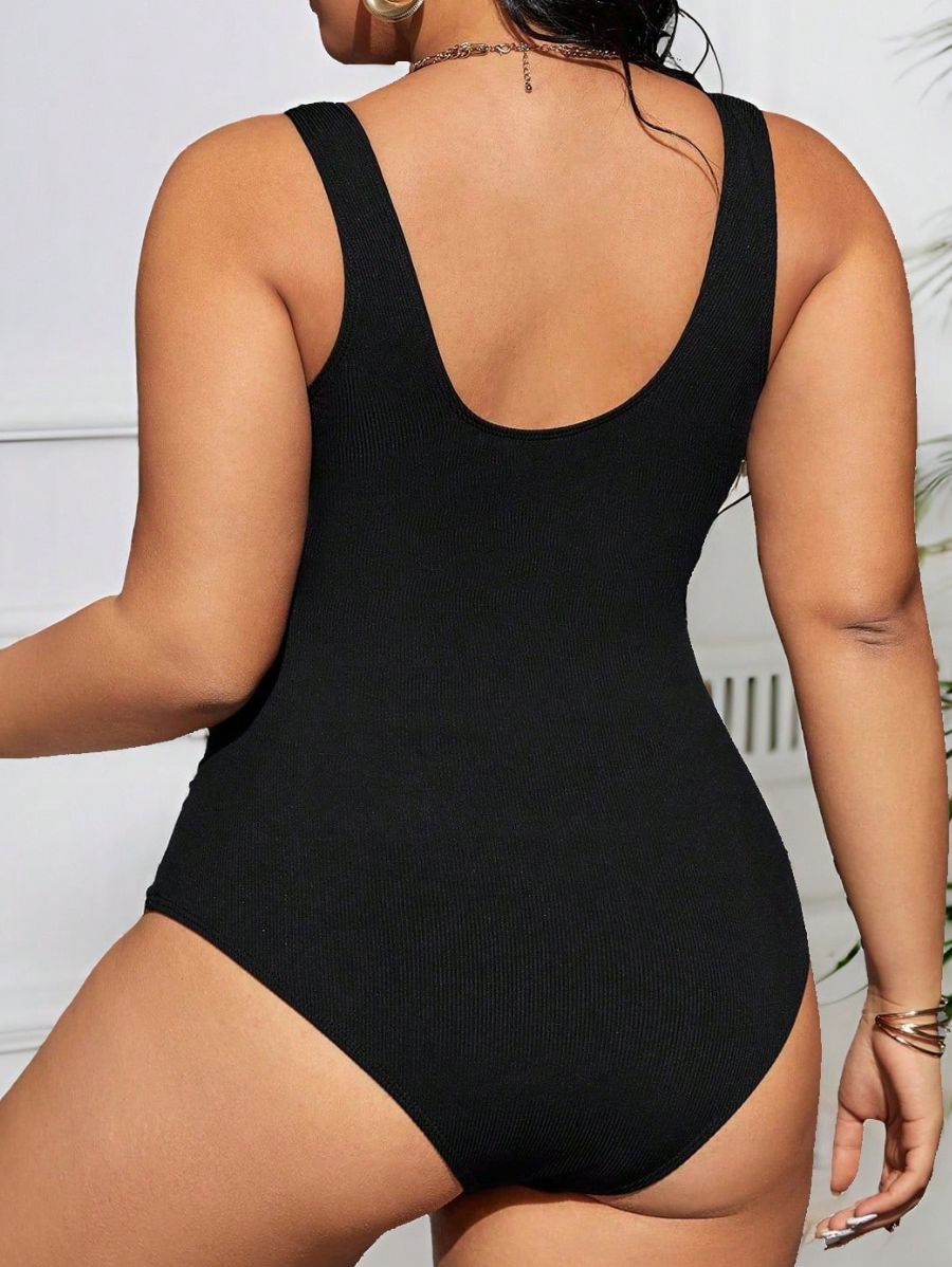 ENTERIZA CON ESTAMPADO A RAYAS CRUZADO Enteriza Plus Size 03 Florebele