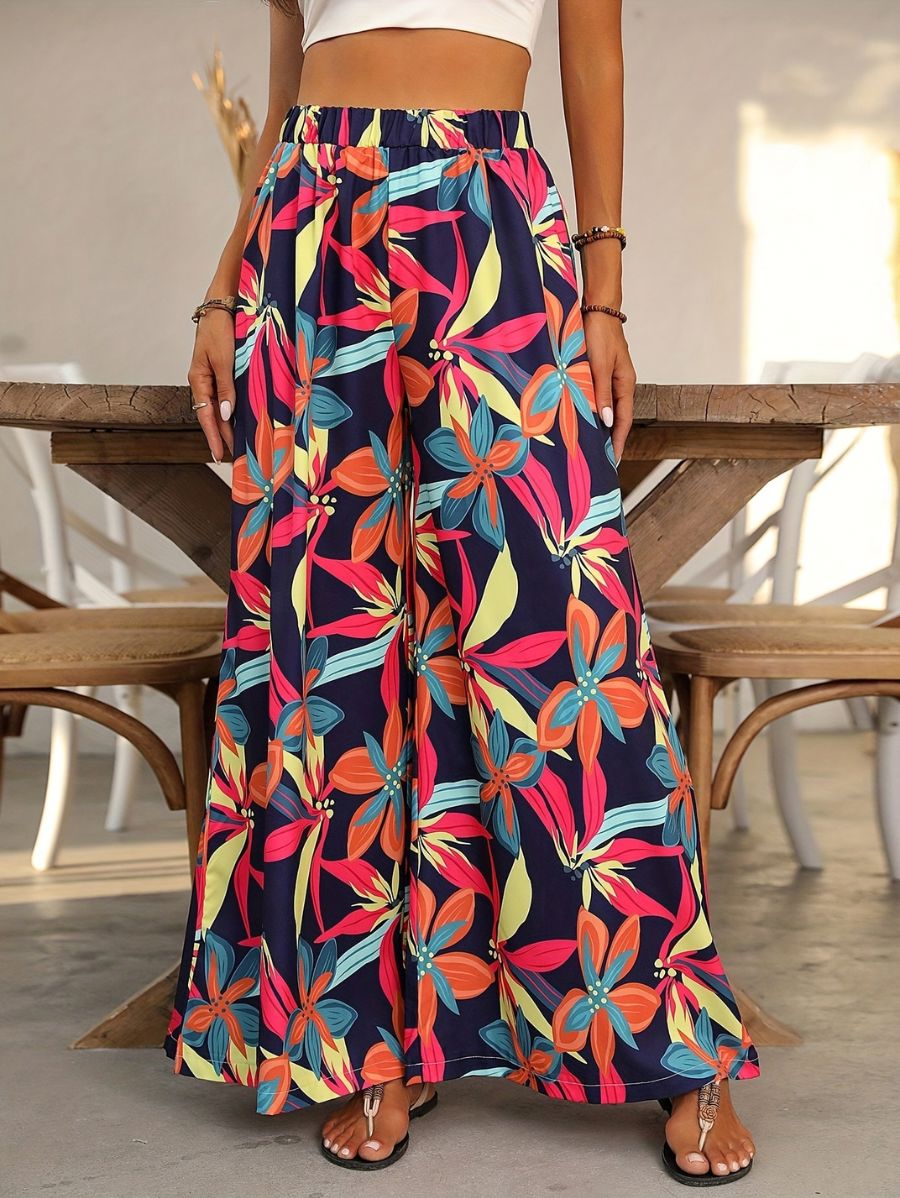PANTALÓN DE PIERNA ANCHA CON ESTAMPADO TROPICAL Pantalón 06 Florebele S