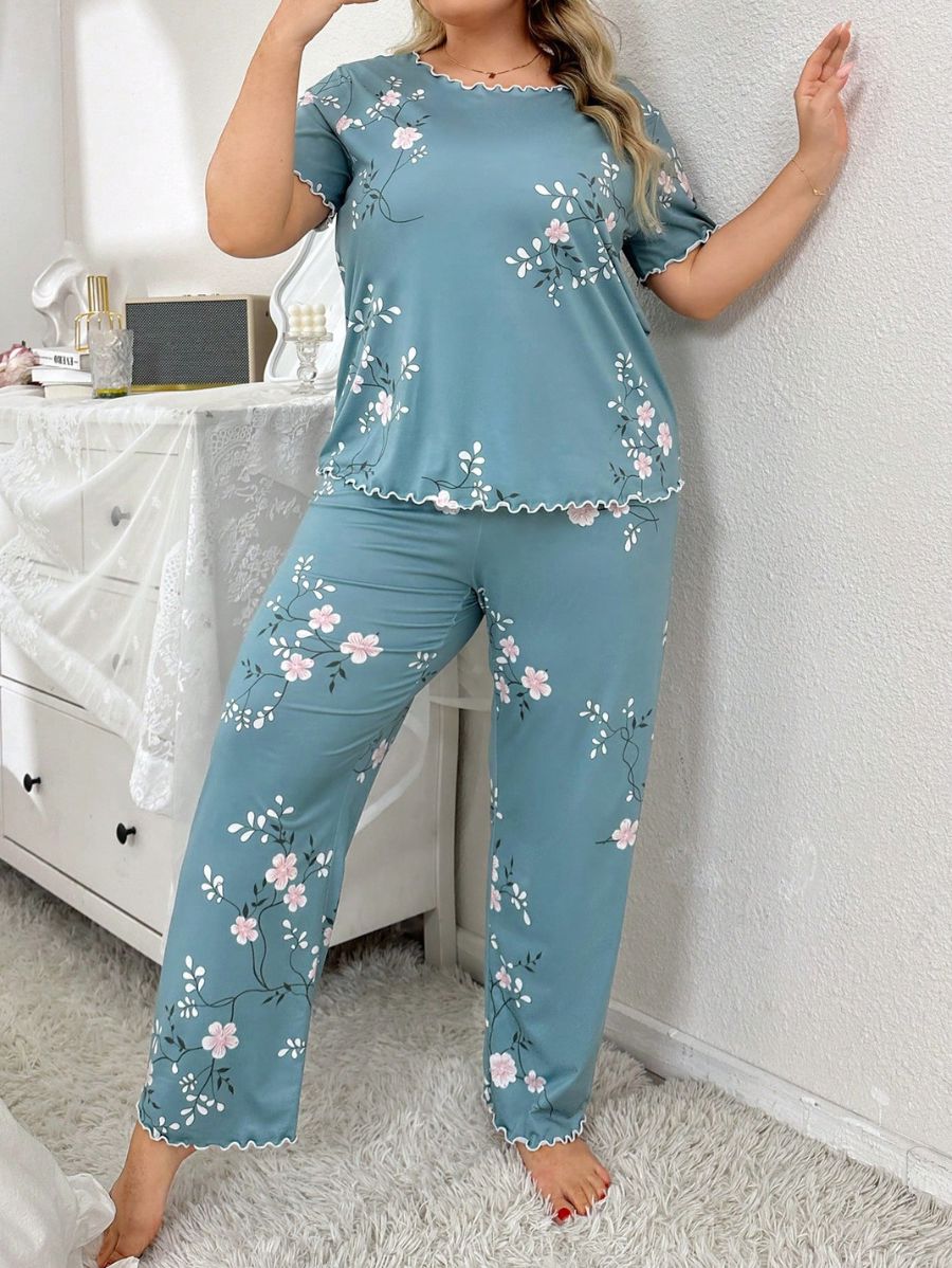 PIJAMA DE MANGA CORTA CON ESTAMPADO FLORAL Pijama Plus Size 04 Florebele