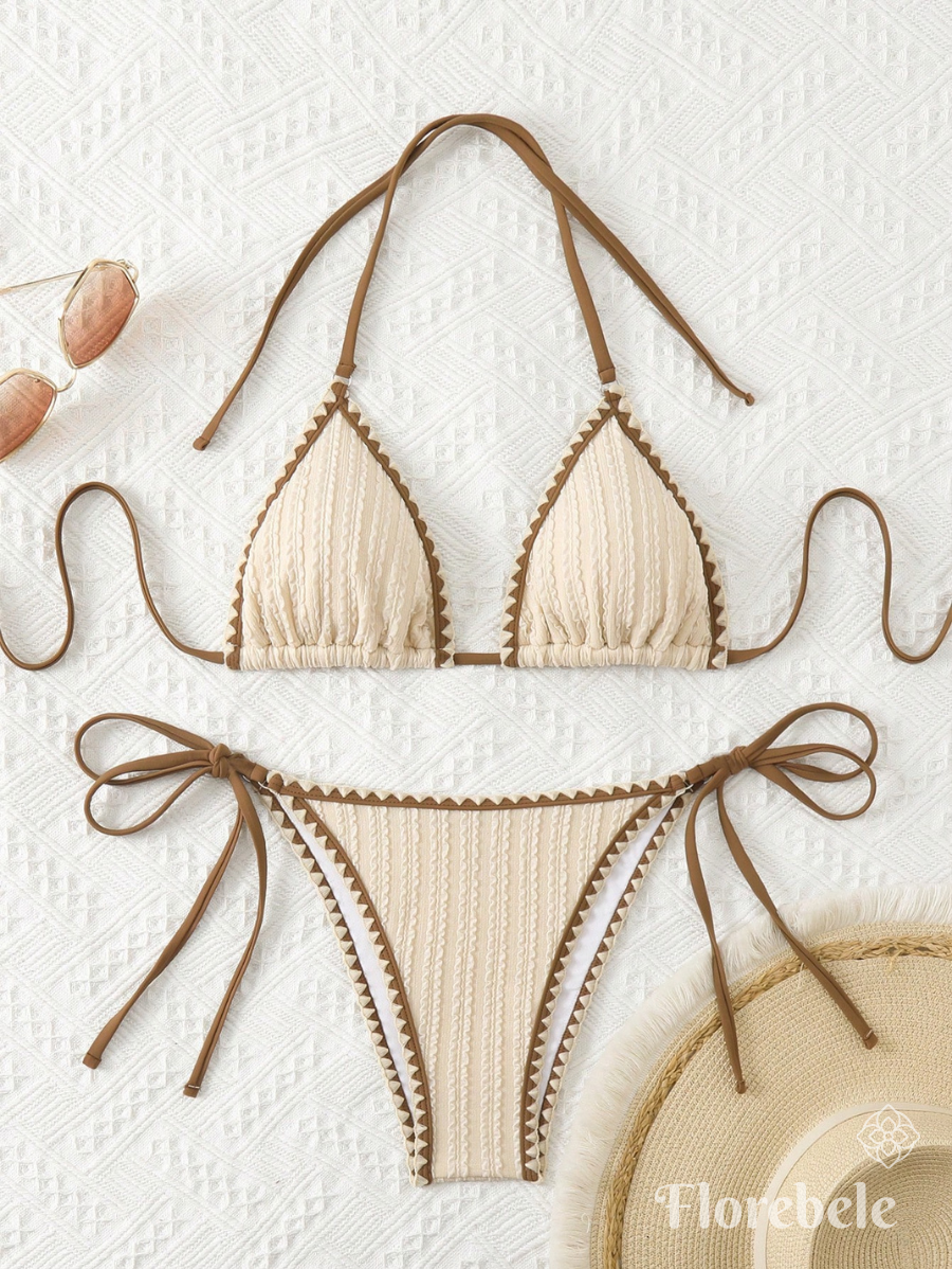 BIKINI CON TEXTURA Y RIBETE CONTRASTANTE