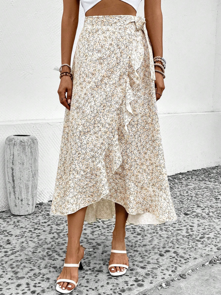 POLLERA CON VOLANTE Y ESTAMPADO FLORAL
