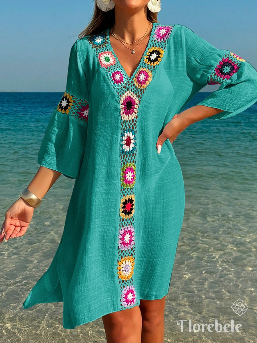 SALIDA DE PLAYA CON ESCOTE EN V HOLGADA