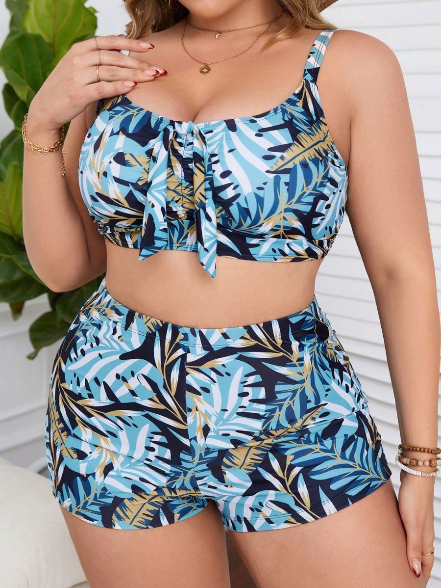 BIKINI CON ESTAMPADO TROPICAL Y SHORT Bikini Plus Size 16 Florebele 