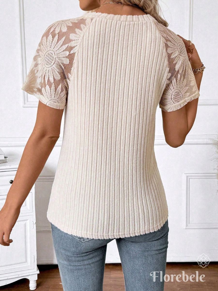 BLUSA CON BOTONES Y MANGAS DE ENCAJE Blusa 32 Florebele 