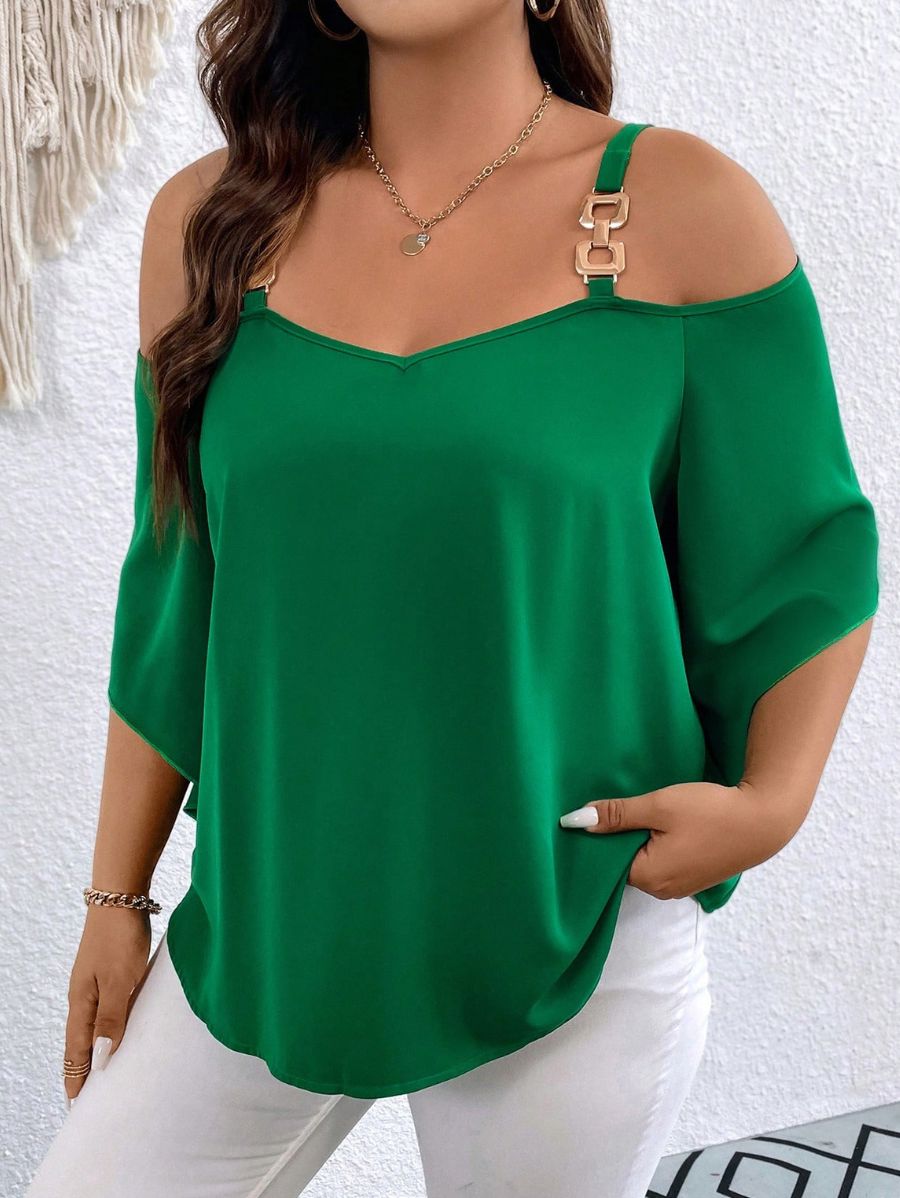 BLUSA CON TIRANTES Y DETALLE DORADO Blusa Plus Size 06 Florebele 