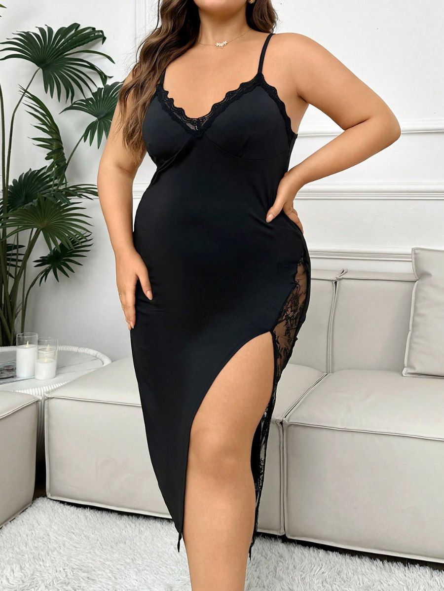CAMISÓN CON ABERTURA Y ENCAJE Camisón Plus Size 02 Florebele 1XL 