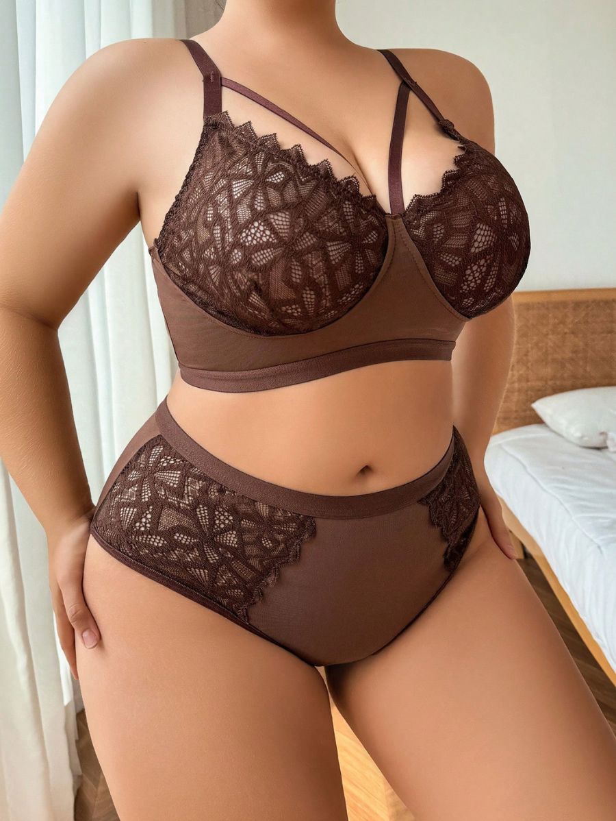 CONJUNTO CON DETALLE DE TIRANTES Lencería Plus Size 10 Florebele 