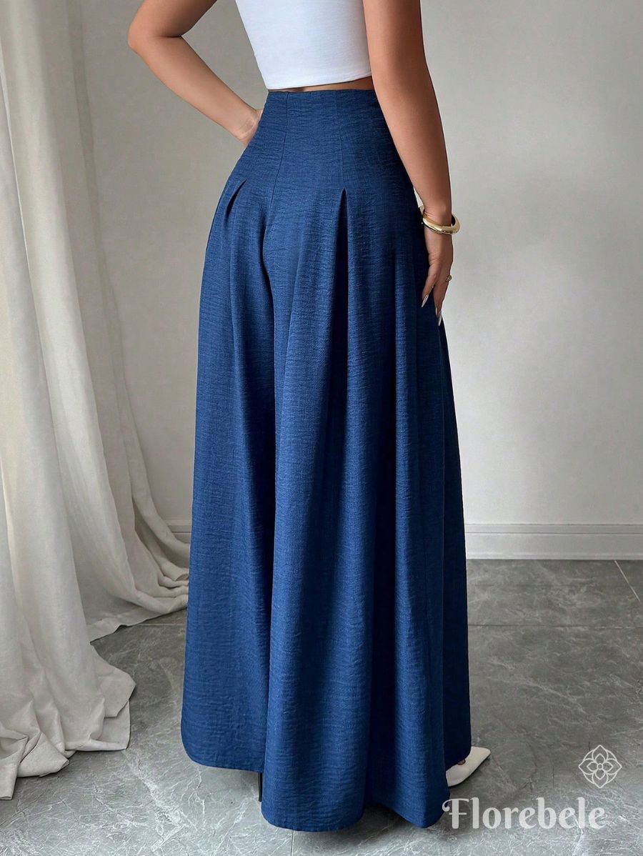 PANTALÓN CON PLIEGUES Y BOTONES Pantalón 17 Florebele 