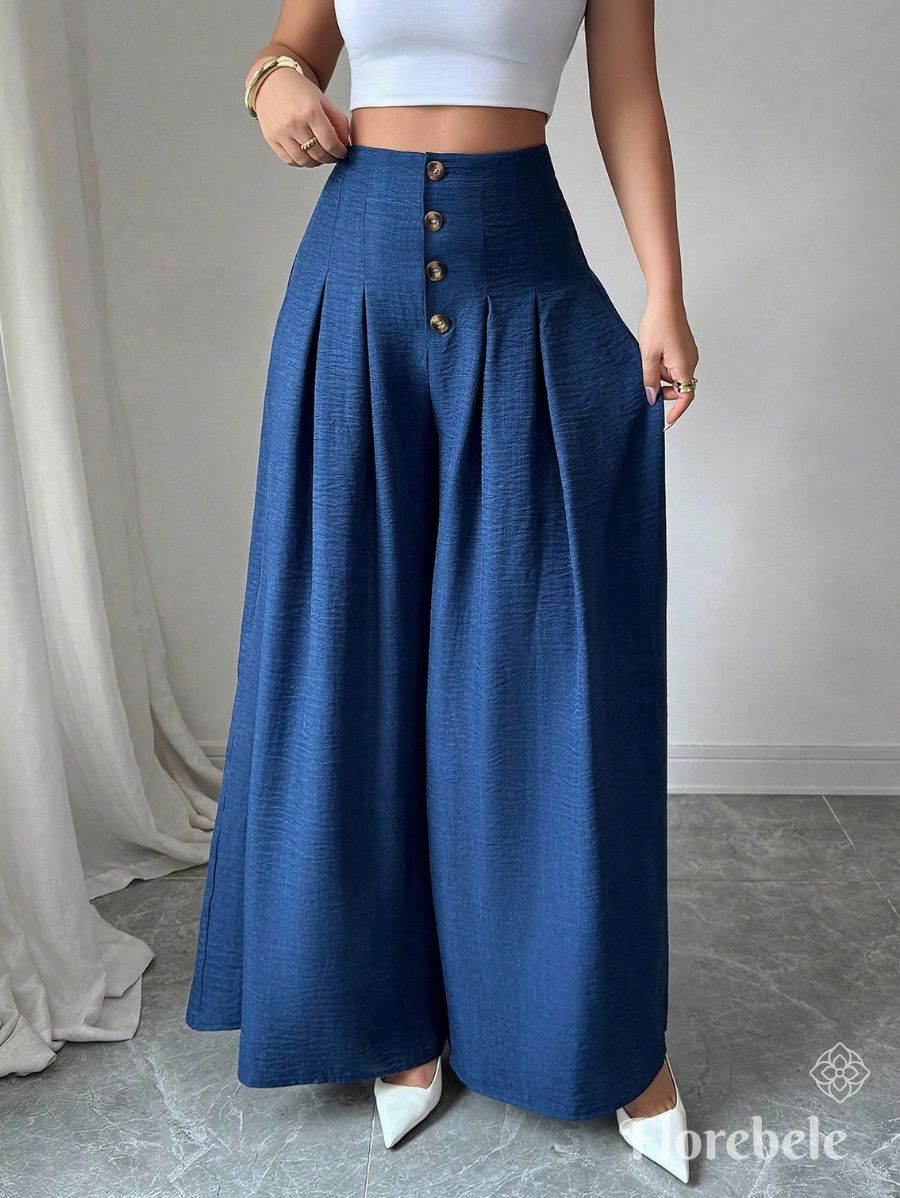 PANTALÓN CON PLIEGUES Y BOTONES Pantalón 17 Florebele 