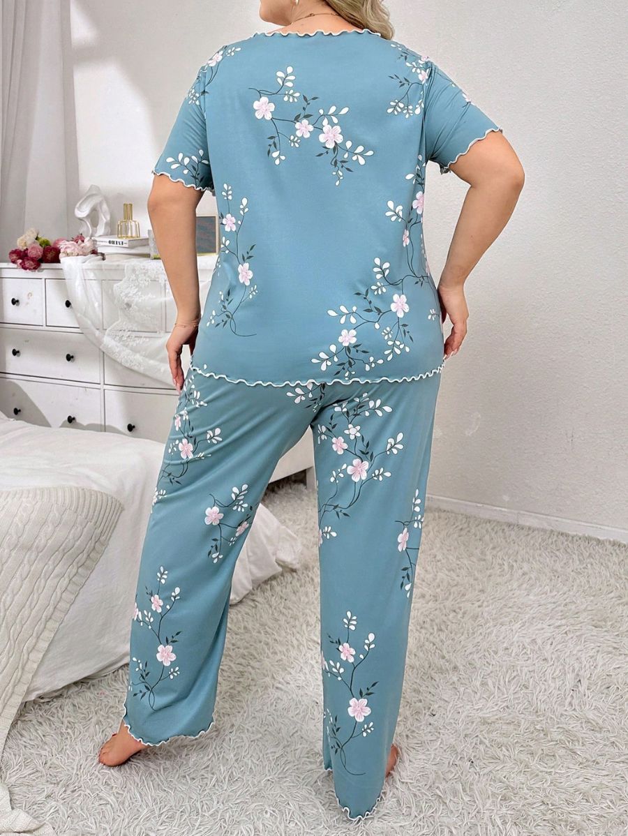 PIJAMA DE MANGA CORTA CON ESTAMPADO FLORAL Pijama Plus Size 04 Florebele 